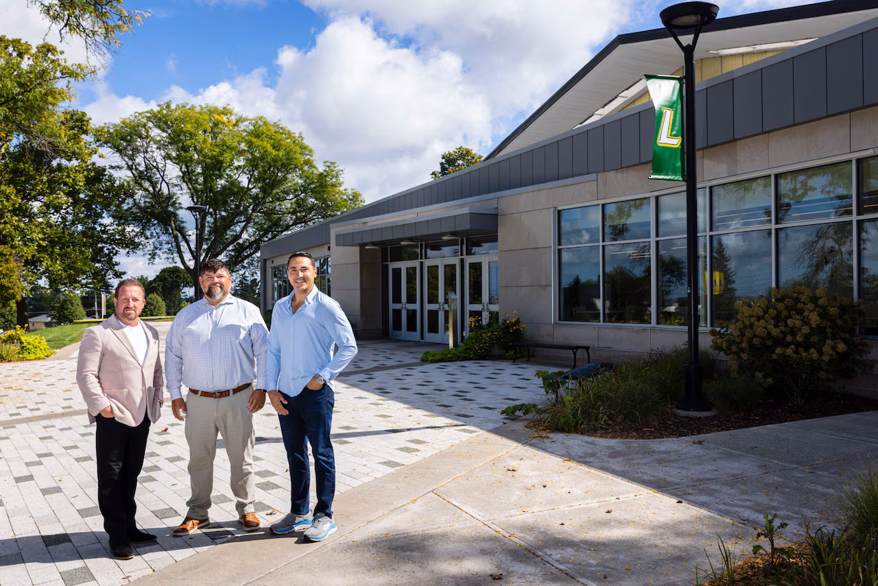 Le Moyne jersey sponsorship with ForEDU